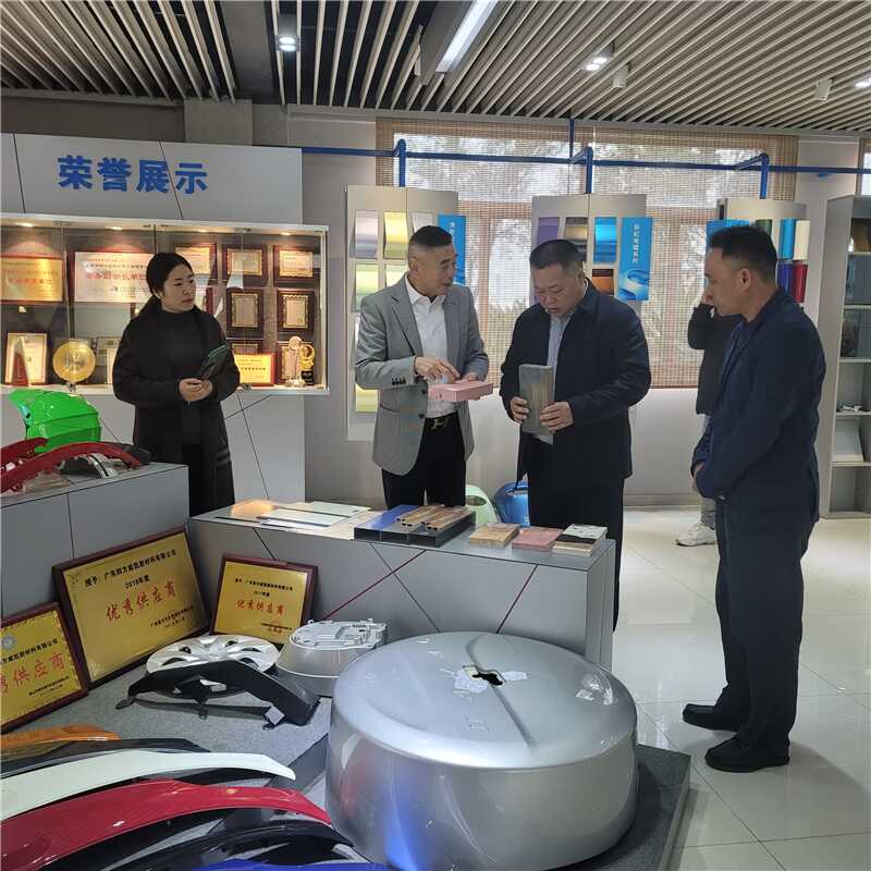 榕江縣委書記侯美彪率隊(duì)赴粵招商引資，深化區(qū)域合作共謀發(fā)展新篇